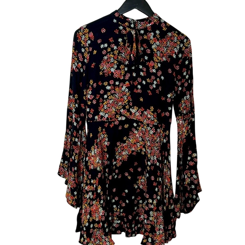 k/lab Floral Mini Dress with Bell Sleeves Small Black‎ Red Fall Boho Retro EUC